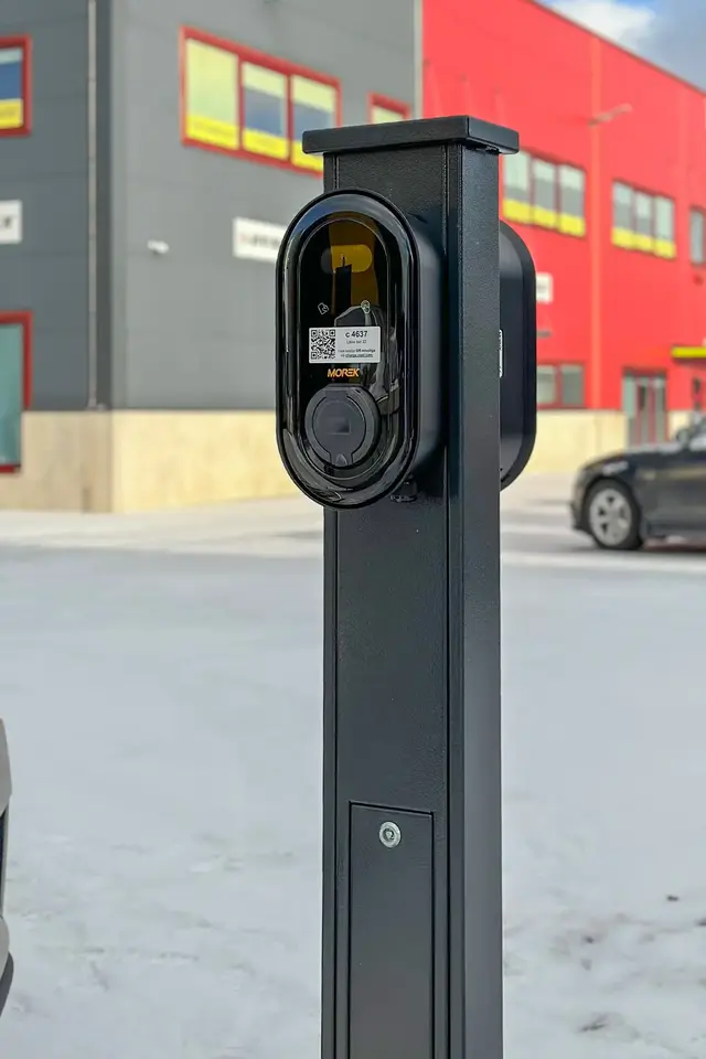 Postument na ładowarkę Morek AC