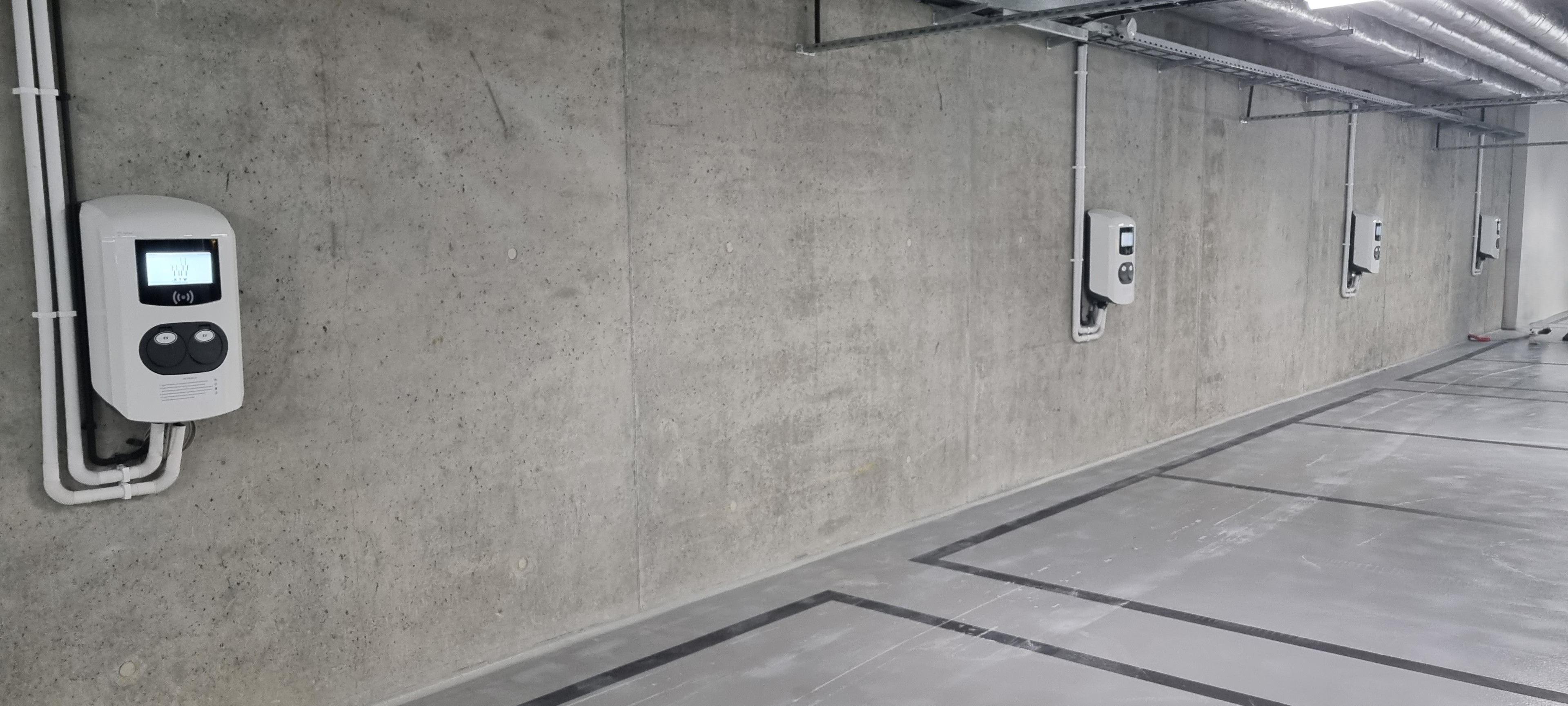 Realizacja stacji ładowania 14